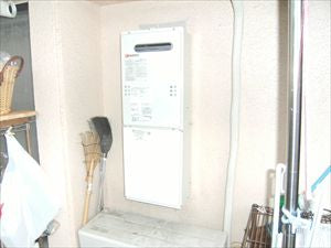 給湯器/・配管カバー交換工事　佐賀県三養基郡基山町　GQ-2039WS-set