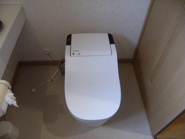 トイレ交換工事　佐賀県鳥栖市　XCH1302-WS