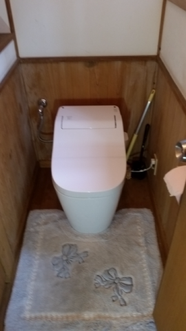 トイレ交換工事　東京都世田谷区　XCH1401RWS