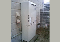 給湯器交換工事　兵庫県神戸市　RUF-A1610SAW(A) - Before