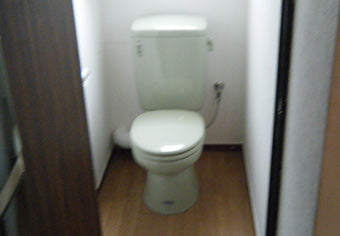 洋式便器便座交換工事　福岡県北九州市　BC-110PTU-DT-C150U、CF-47AT - After