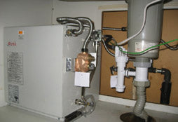 小型電気温水器、混合水栓交換工事　東京都世田谷区　EHPN-H25N2+EFH-4MK - Before