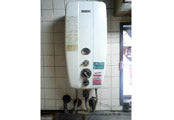 ガス給湯器交換工事　東京都板橋区　RUX-V1615SFFBA-E