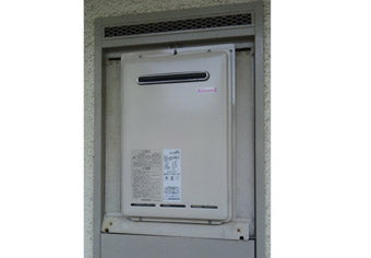 ガス給湯器交換工事　神奈川県横浜市　RUX-A2010W-E+UOP-G030-20