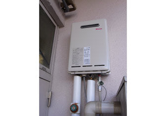ガス給湯器交換工事　愛知県名古屋市　RUX-A1610W-E - Before