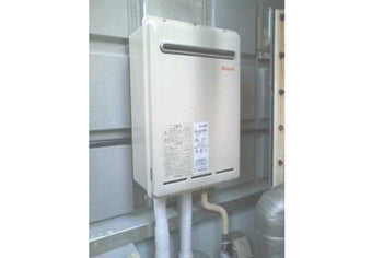 ガス給湯器交換工事　静岡県伊東市　RUX-A2400W-E