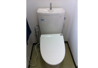 洋式便器便座交換工事　兵庫県神戸市　CS220BM+SH221BA他 - Before