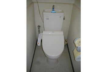 洋式便器交換工事　東京都八王子市　CS350BR-SH351BA - Before