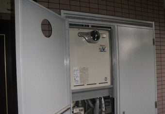 ガス給湯器交換工事　埼玉県さいたま市　RUF-A1610AT(A) - Before