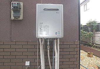 ガス給湯器交換工事　東京都日野市　RUF-E2400AW
