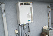 ガス給湯器交換工事　福岡県北九州市　RUJ-V2401W-set - Before