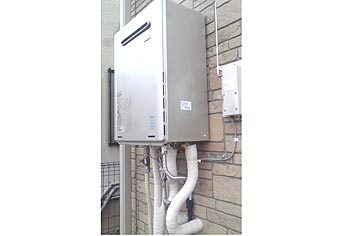ガス給湯器交換工事　埼玉県草加市　RUF-E2401SAW