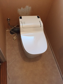 トイレ交換工事(床CF張替え共)　東京都練馬区　XCH1101PWS