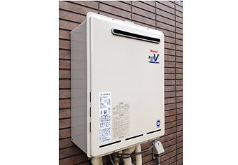ガス給湯器交換工事　神奈川県横浜市　RUF-A2400AW-A-set
