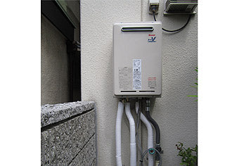 給湯器交換え工事　大阪府大阪市　RUJ-V1611W(A)