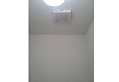 トイレ収納取付工事　東京都練馬区　TSF-402 - Before