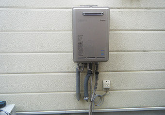 ガス給湯器交換工事　福岡県北九州市　RUX-E2400W-set