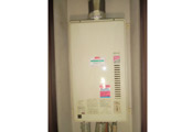 ガス給湯器交換工事　東京都練馬区　RUX-V2005SFFUA-E - Before