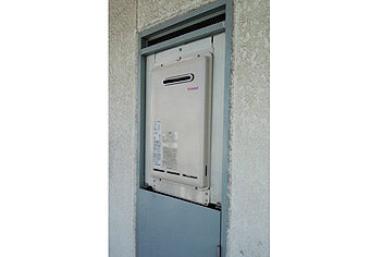 ガス給湯器交換工事　東京都足立区　RUX-A1610W-E-set