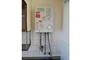瞬間湯沸かし器交換工事　東京都渋谷区　YS-546 - Before