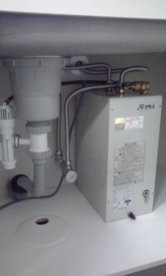 小型温水器・水栓交換工事　大阪府東大阪市　EHPN-F6N3-EFH-4MK