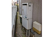 ガス給湯器交換工事　大阪府寝屋川市　GT-2450SAWXBL-set - Before