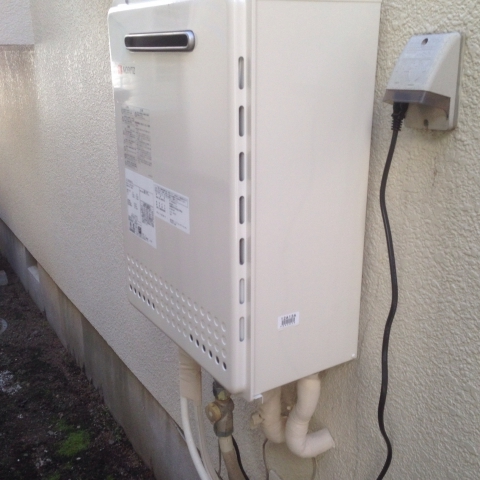 給湯器・ガス配管・洗面化粧台・止水栓交換工事　東京都調布市　GT-2450SAWX-2BL-set