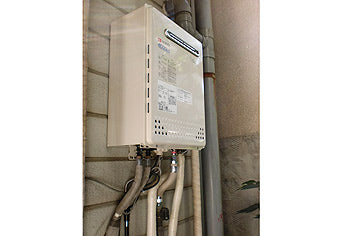 ガス給湯器交換工事　大阪府大阪市　GT-C2452SAWX BL-set