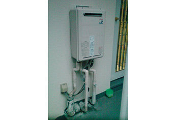 ガス給湯器交換工事　大阪府大阪市　RUJ-V1611W(A) - After
