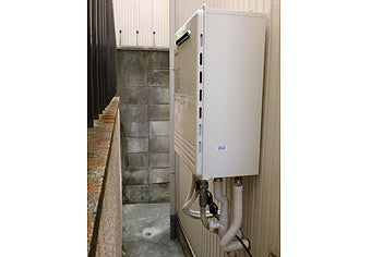 ガス給湯器交換工事　大阪府寝屋川市　GT-2450SAWX-2BL-set