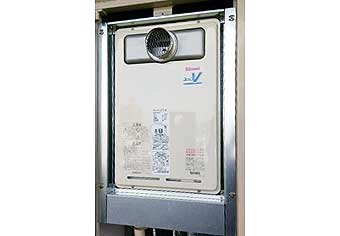 ガス給湯器交換工事　大阪府貝塚市　RUJ-V1611T(A)-set