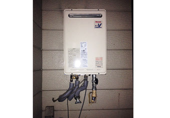 ガス給湯器交換工事　大阪府大阪市　RUJ-V2401W(A)