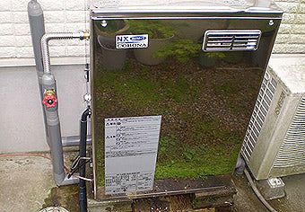 石油給湯器交換工事　徳島県徳島市　UIB-NX46HP（MSD）