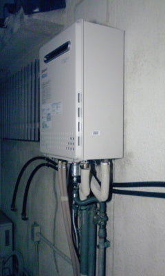 給湯器交換工事/循環交換え/追炊き配管新設　大阪府岸和田市　GT-C2452SAWX-2BL-set