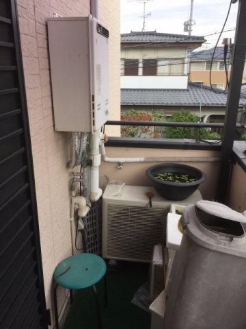 ガス給湯器交換工事　岡山県岡山市中区　GT-2450SAWX-2BL-set-13A - Before