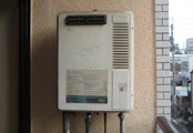 ガス給湯器交換工事　愛知県名古屋市　GQ-1637WS - Before