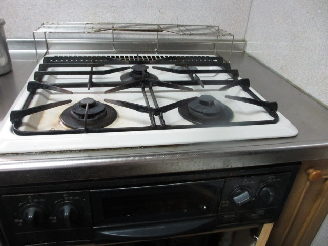 ガスコンロ交換工事　福岡県福岡市城南区　RHS71W17G25R-STW - Before