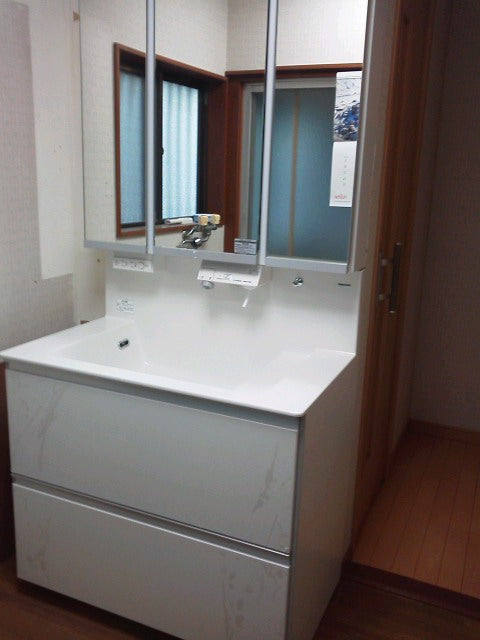 洗面化粧台交換工事　広島県広島市佐伯区　GD-09R-LW