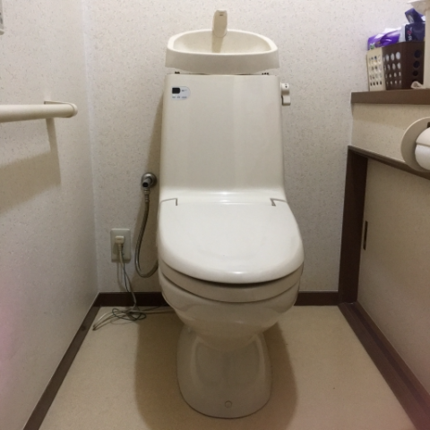 トイレ交換工事　宮城県白石市　TCF6551AKJ-NW1 - Before