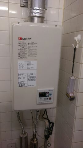 給湯器交換工事・排気筒位置調整費　大阪府大阪市東成区　00001