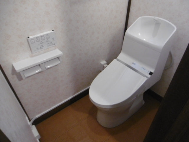 トイレ交換工事　神奈川県横浜市金沢区　CES967M-NW1 - After