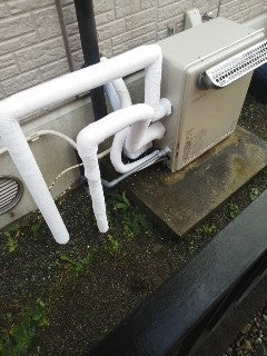 給湯器（エコジョーズ）・排気カバー交換工事　神奈川県秦野市　RUF-E2405SAG-set