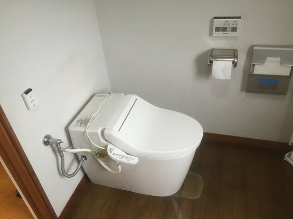 トイレ交換工事　千葉県いすみ市　XCH3013RWS