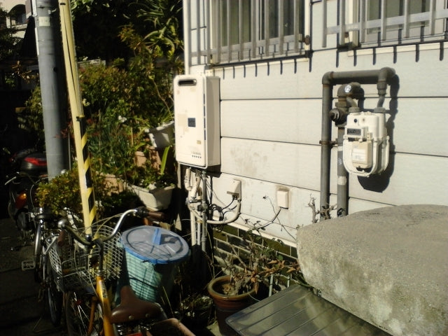 給湯器交換工事・ガス配管交換　大阪府大阪市住吉区　GQ-1639WS - Before