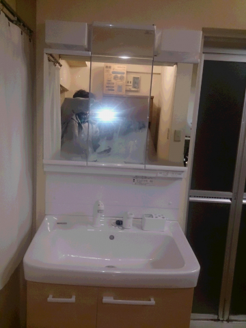 洗面化粧台・止水栓交換工事　埼玉県蕨市　00003