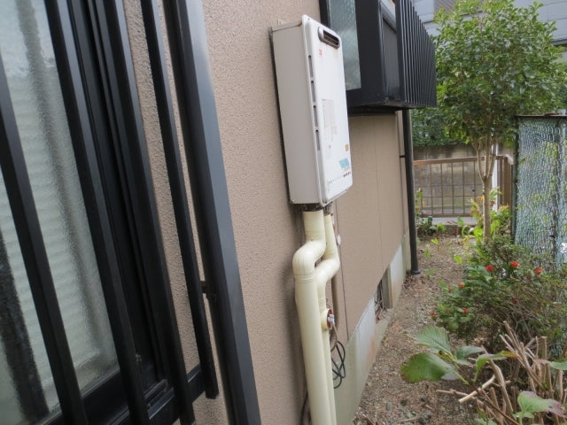給湯器・ガス配管交換工事　神奈川県横須賀市　GQ-1639WS-set - Before