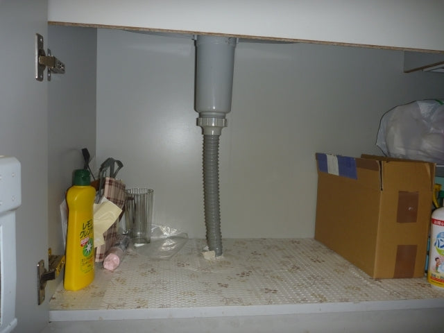 小型電気温水器取付工事・給水給湯配管分岐接続工事（壁貫通）　東京都世田谷区　EHPN-F13N2-EFH4MK - Before