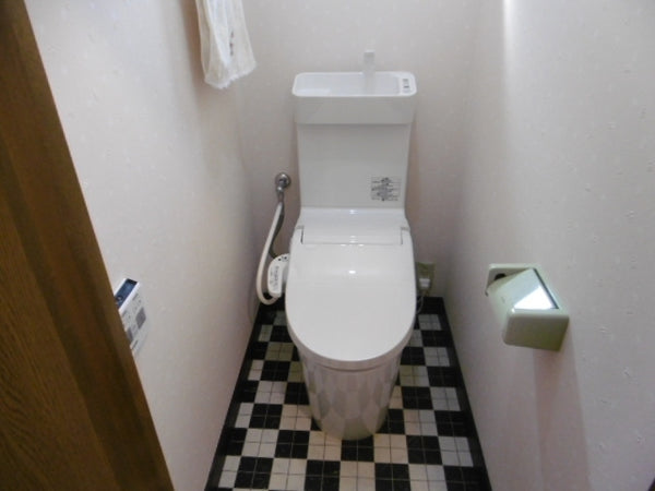 トイレ交換工事　神奈川県横浜市泉区　XCH3015WST