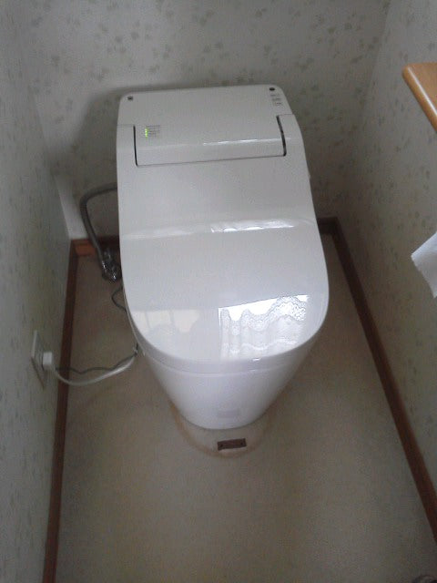 トイレ交換工事　広島県広島市西区　XCH1401WS - Before