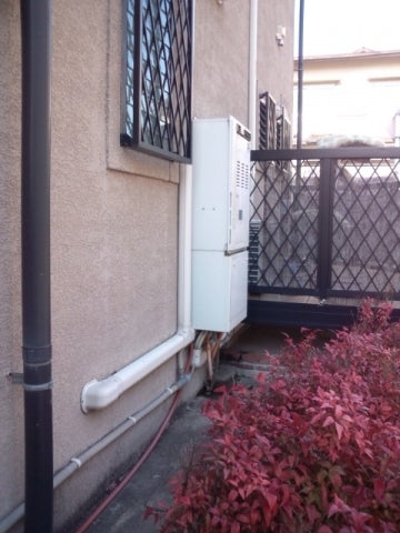 給湯器交換工事　大阪府大阪市鶴見区　RVD-E2401AW2-1-A - Before